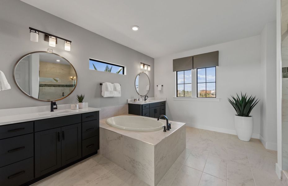 Owner's bath with optional tub