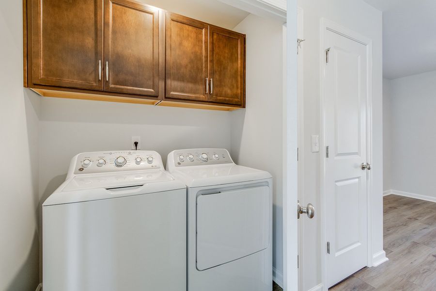 Furnished interior view inside a new home in Astoria, Columbia (Image 11).