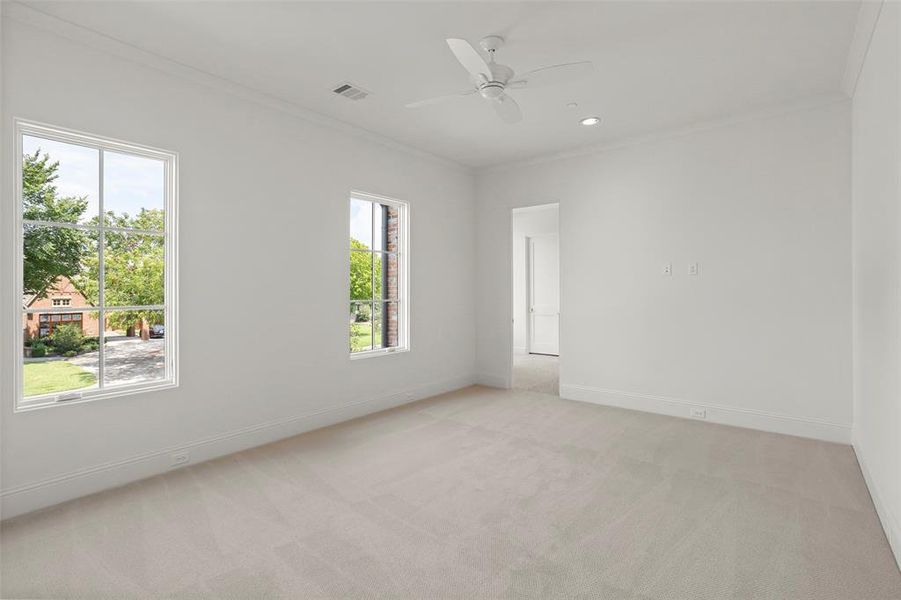 Spacious, unfurnished interior of a new home in , Dallas (Image 20).