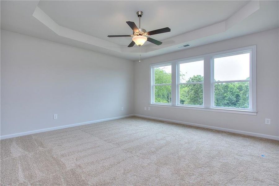 Spacious, unfurnished interior of a new home in , Homer (Image 24).