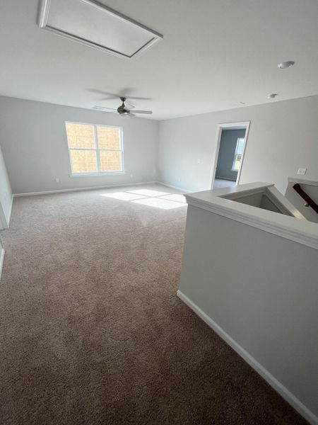Spacious, unfurnished interior of a new home in Oakley Pointe, Moncks Corner (Image 6).