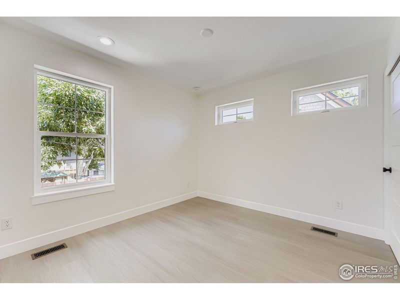 Spacious, unfurnished interior of a new home in , Denver (Image 21).