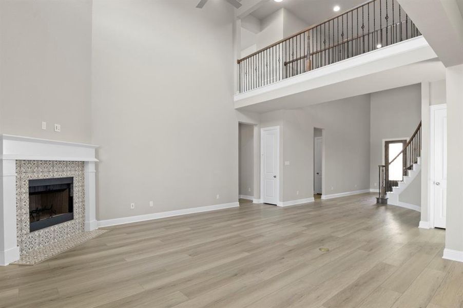 Spacious, unfurnished interior of a new home in Callan Village, Lorena (Image 22).