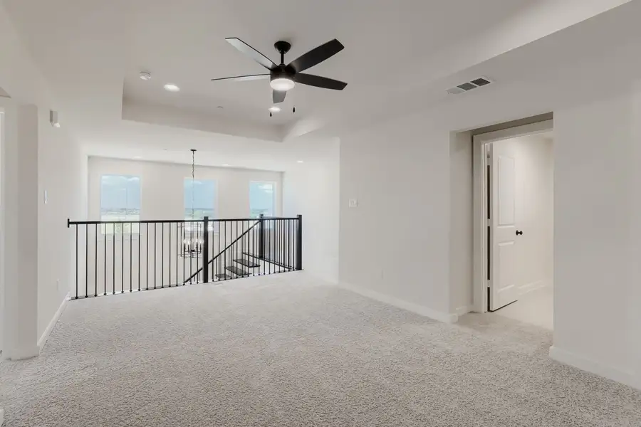 3137 Sir Judge - Game Room