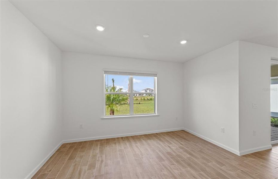 Spacious, unfurnished interior of a new home in Reagan Landing, Bradenton (Image 28). Spacious, unfurnished interior of a new home in Reagan Landing, Bradenton (Image 28).