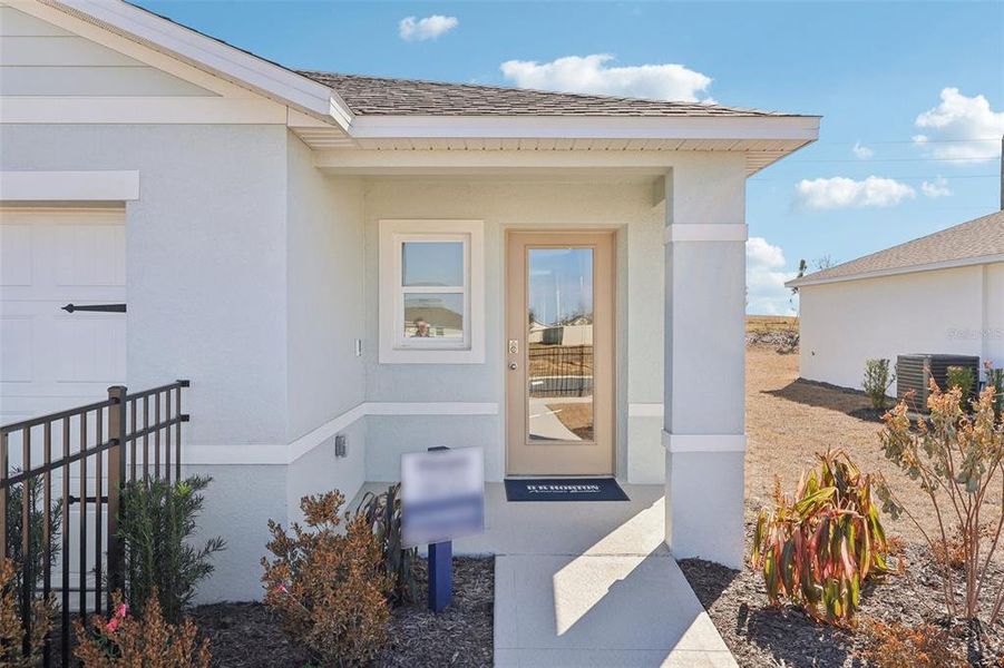 Exterior details and patio area of a home in , Lakeland (Image 22).