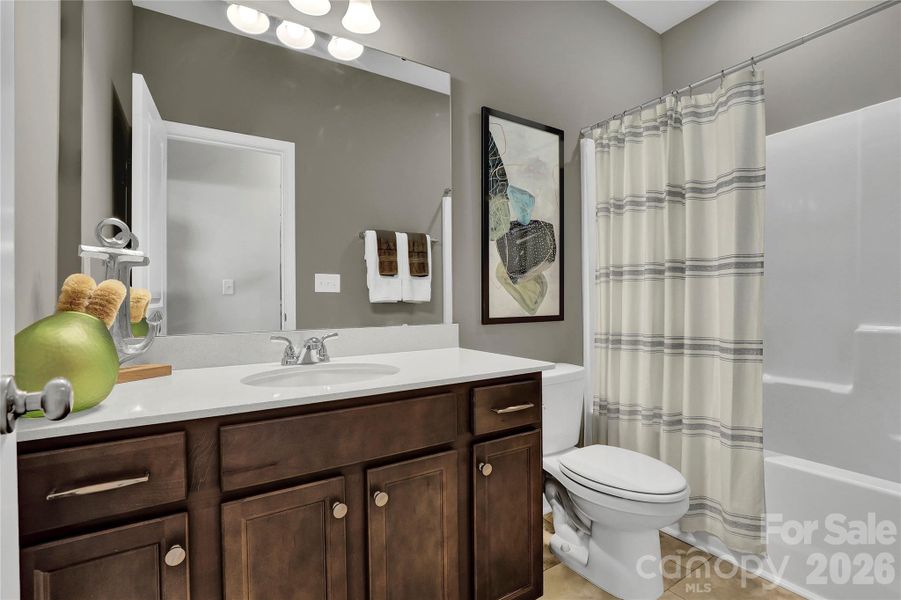 Furnished interior view inside a new home in Piper Creek, Newton (Image 12).