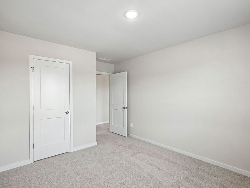 Spacious, unfurnished interior of a new home in The Heritage at Buffaloe Reserve, Raleigh (Image 22). Spacious, unfurnished interior of a new home in The Heritage at Buffaloe Reserve, Raleigh (Image 22).
