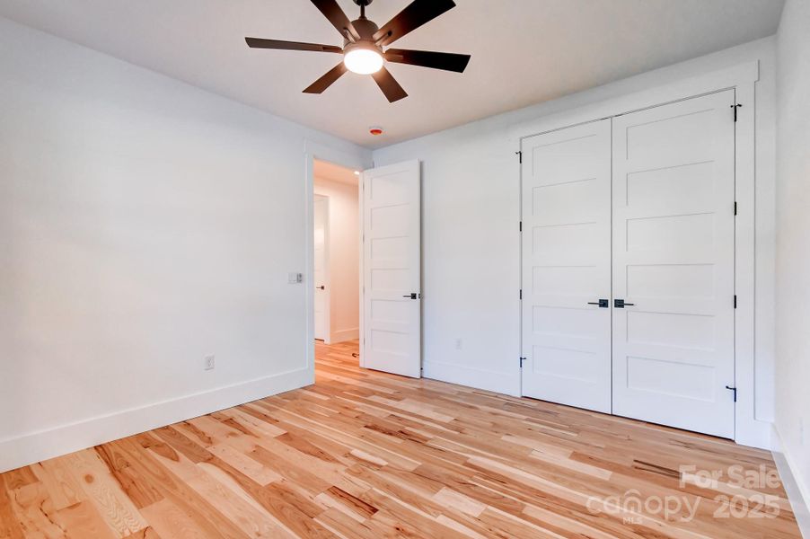 Spacious, unfurnished interior of a new home in , Mills River (Image 30).