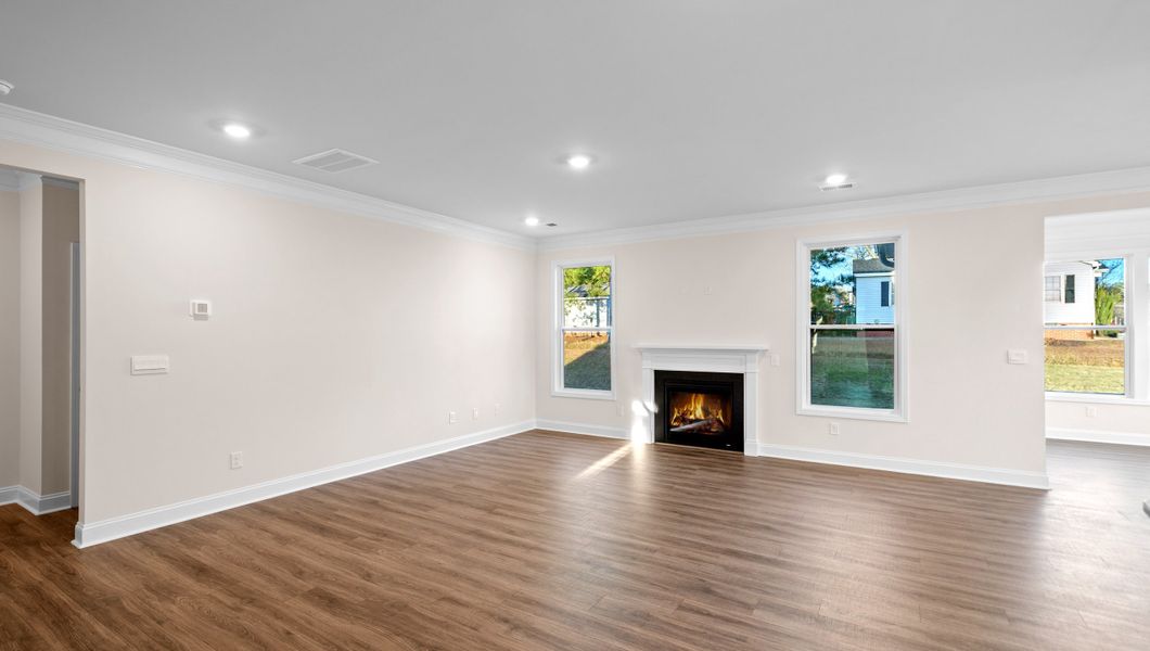 Spacious, unfurnished interior of a new home in Arrowood Acres, Enoree (Image 23).