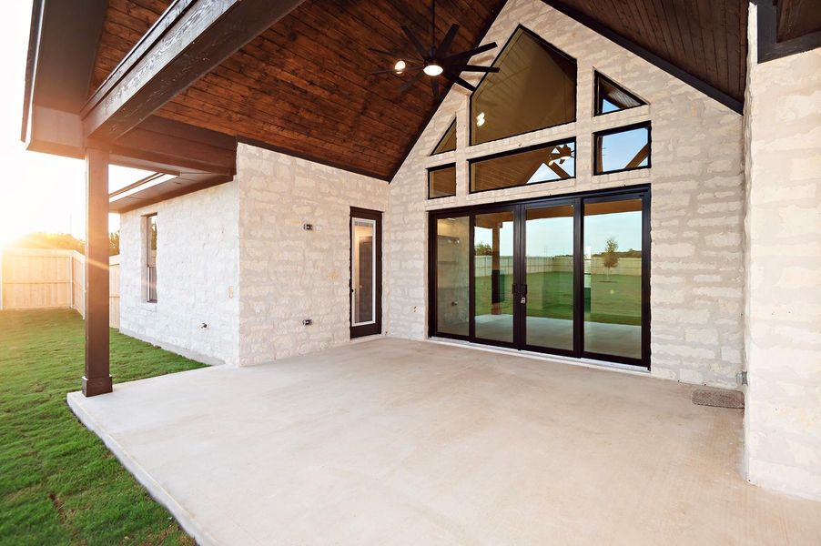 Spacious, unfurnished interior of a new home in , Salado (Image 28). Spacious, unfurnished interior of a new home in , Salado (Image 28).