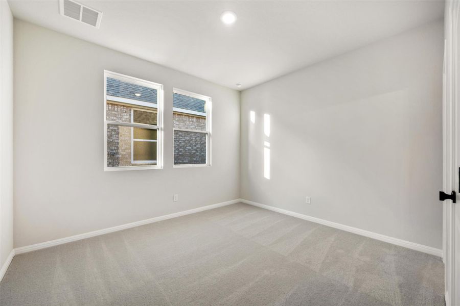 Photos are representative images and renderings for illustrative purposes only. Actual structural options and design images of the home may vary. Photos are representative images and renderings for illustrative purposes only. Actual structural options and design images of the home may vary.