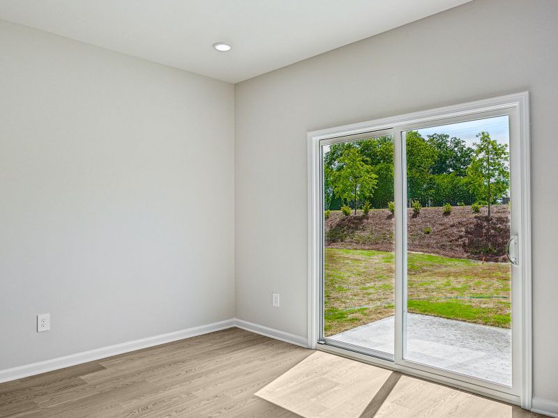Spacious, unfurnished interior of a new home in River Glen, Angier (Image 13).