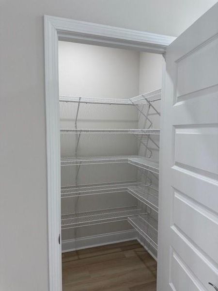 Spacious, unfurnished interior of a new home in Cooper's Walk, Loganville (Image 10).