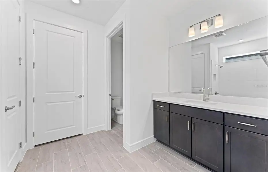 Furnished interior view inside a new home in Del Webb Stone Creek, Ocala (Image 9).