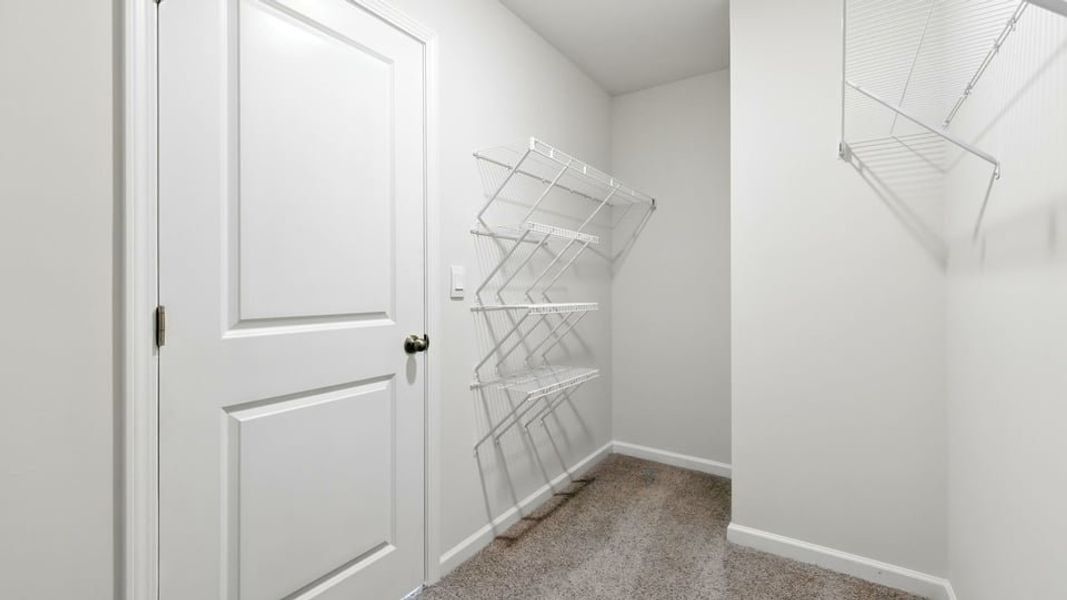 Spacious, unfurnished interior of a new home in Treemont Commons, Wellford (Image 36).