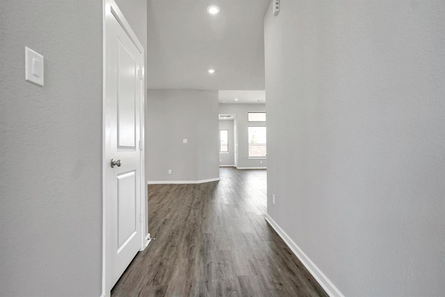 Image 13 of a home in Sunterra 50s. Image 13 of a home in Sunterra 50s.