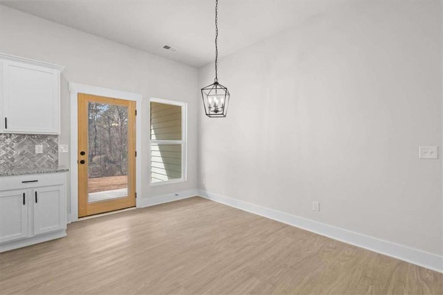 Spacious, unfurnished interior of a new home in , Temple (Image 35).