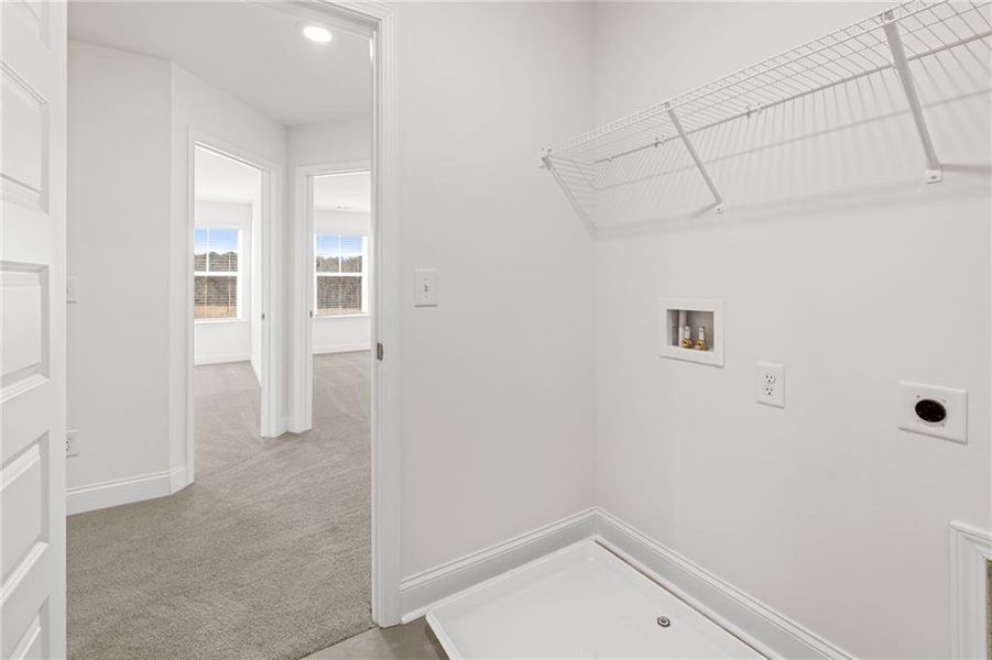 Spacious, unfurnished interior of a new home in Mulberry Summit, Flowery Branch (Image 26).