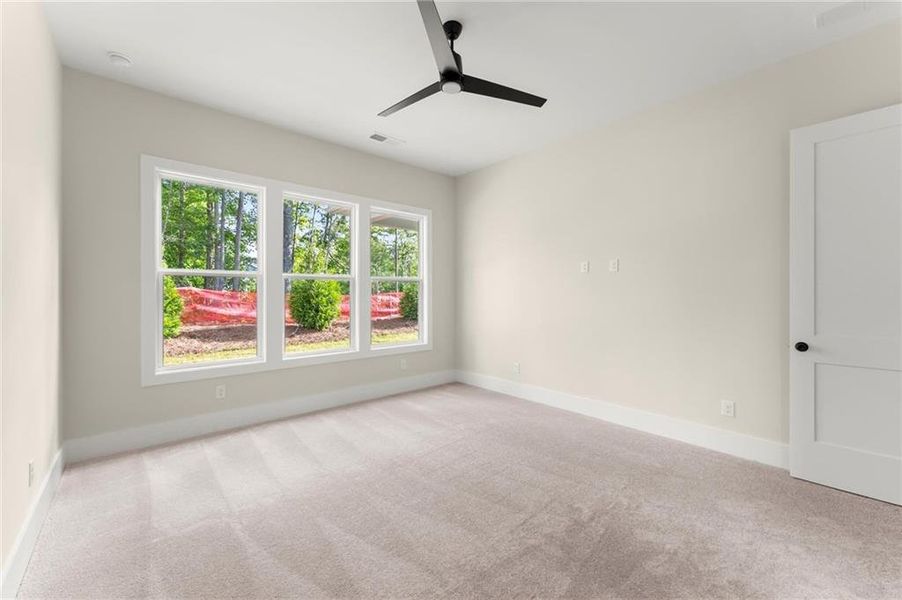 Spacious, unfurnished interior of a new home in Hillgrove Preserve, Powder Springs (Image 37).
