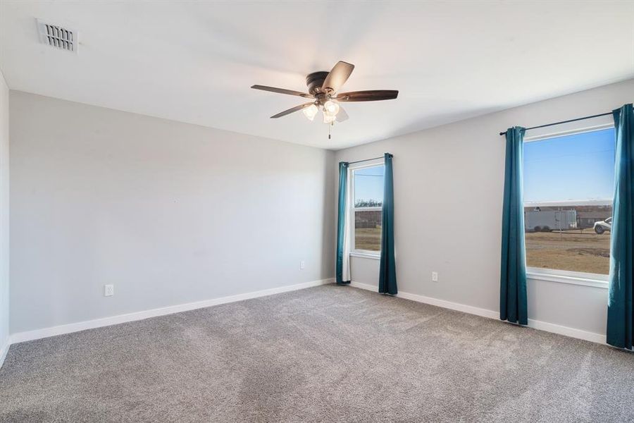 Spacious, unfurnished interior of a new home in , Paris (Image 16). Spacious, unfurnished interior of a new home in , Paris (Image 16).