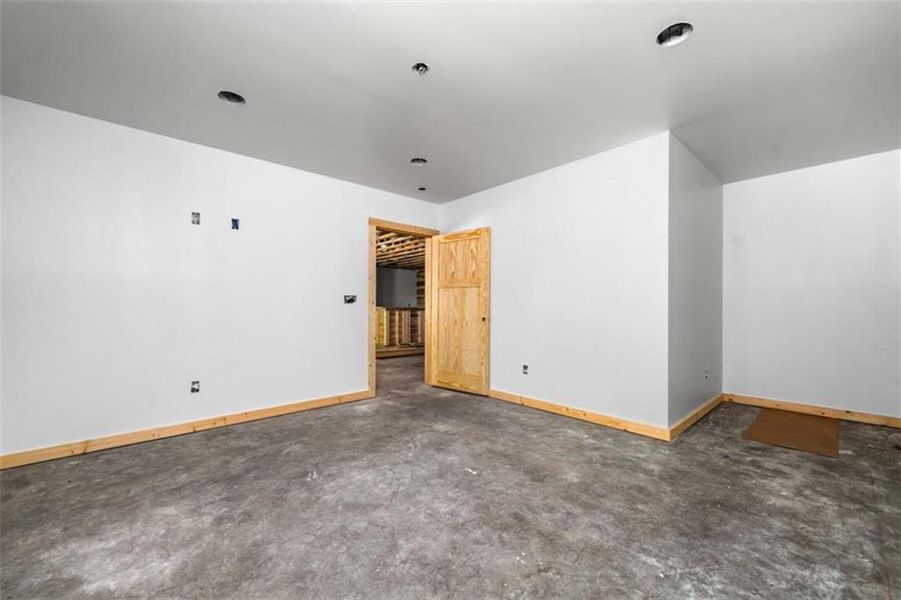 Image 42 of a home in .