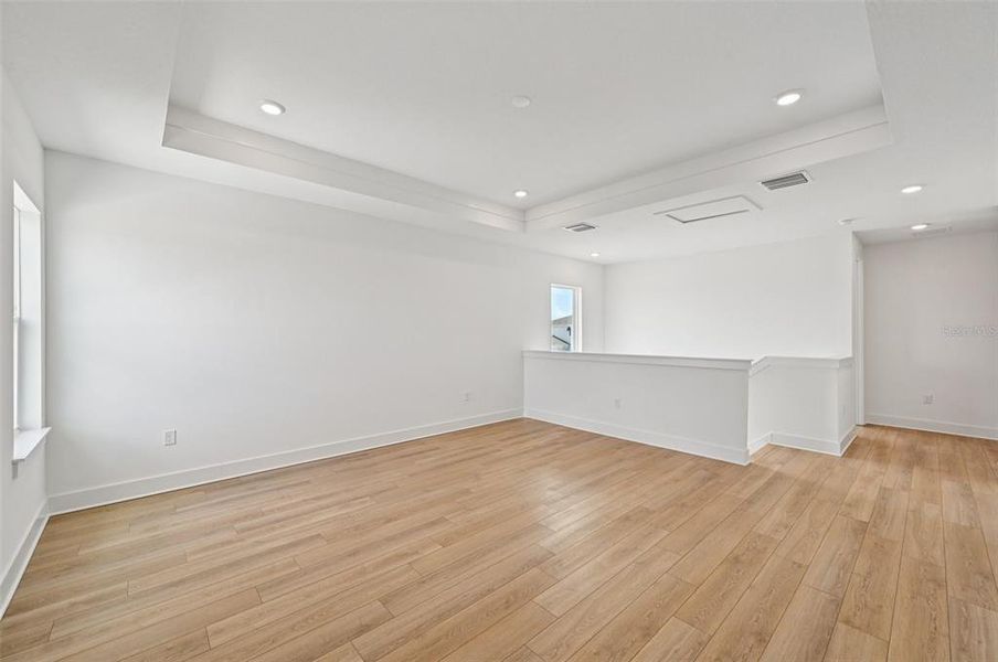 Spacious, unfurnished interior of a new home in Biscayne Landing at Seaire, Parrish (Image 38).