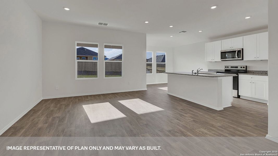 Spacious, unfurnished interior of a new home in Arroyo Ranch, Seguin (Image 23). Spacious, unfurnished interior of a new home in Arroyo Ranch, Seguin (Image 23).