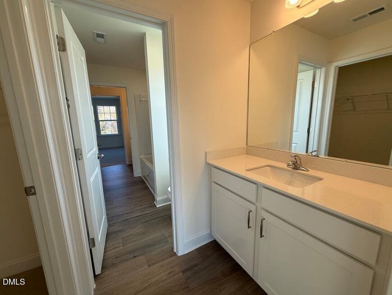 Screenshot 2025-11-20 164748