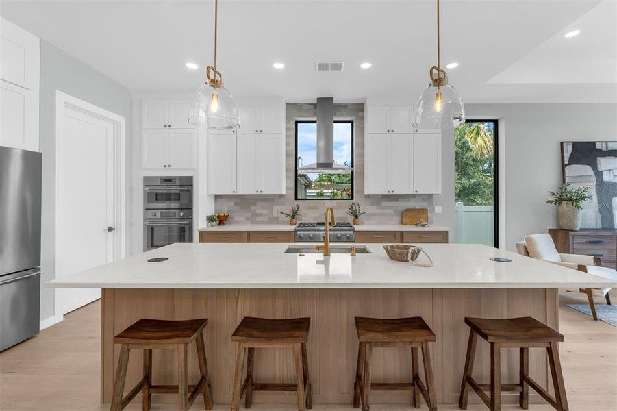 Furnished interior view inside a new home in , Orlando (Image 52).