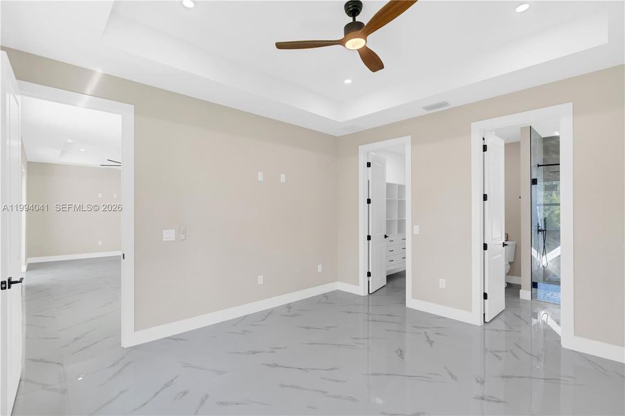Spacious, unfurnished interior of a new home in , Lehigh Acres (Image 36).