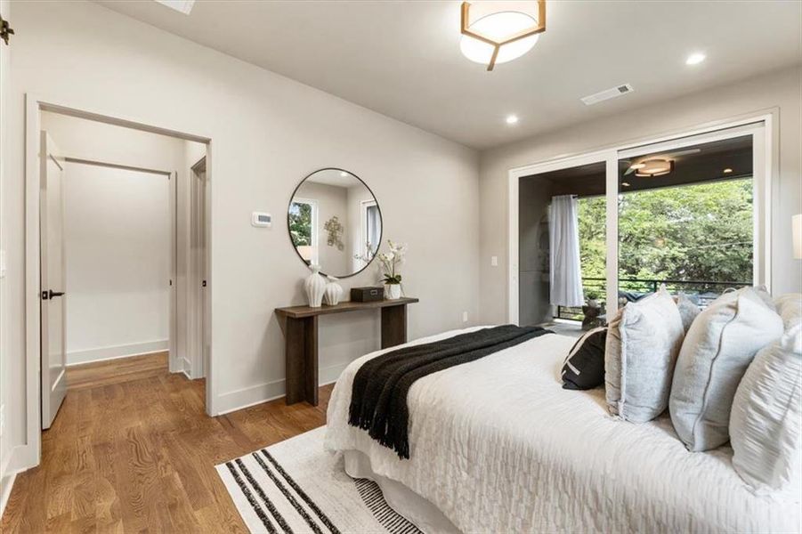Furnished interior view inside a new home in , Atlanta (Image 17).