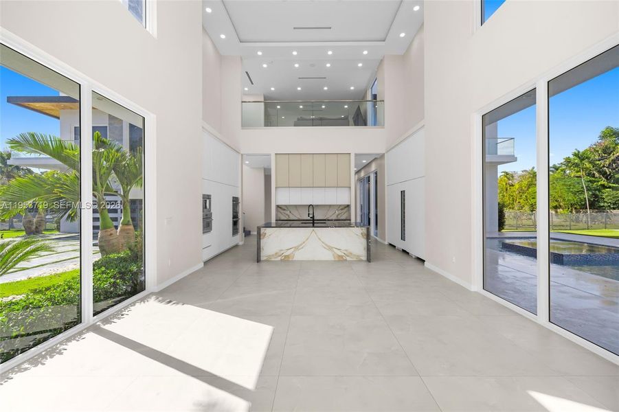Exterior details and patio area of a home in , Palmetto Bay (Image 23).