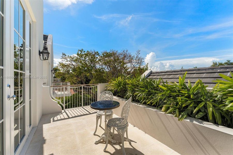 Front exterior of a new home in , Key Biscayne, FL, highlighting curb appeal (Image 25). Front exterior of a new home in , Key Biscayne, FL, highlighting curb appeal (Image 25).