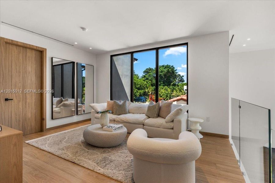 Furnished interior view inside a new home in , Miami (Image 30).