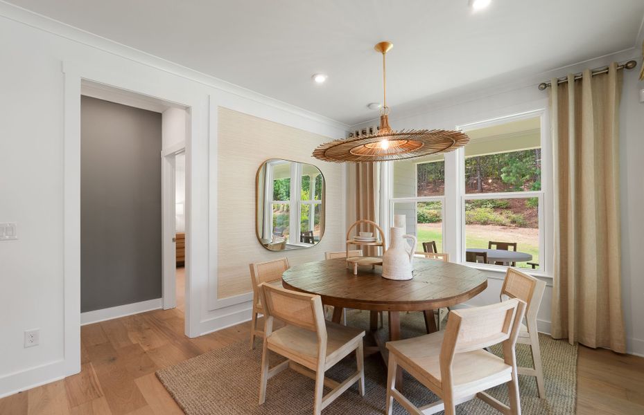 Furnished interior view inside a new home in Del Webb at Lake Oconee, Greensboro (Image 10).