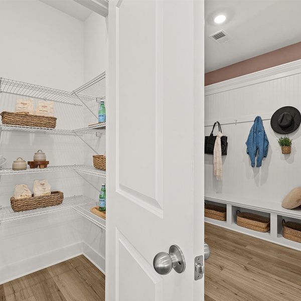 3768 Fairmont Kitchen 5of5 F1 Base3 050925 2