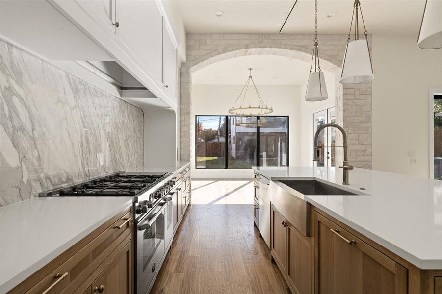 Furnished interior view inside a new home in , Dallas (Image 30). Furnished interior view inside a new home in , Dallas (Image 30).