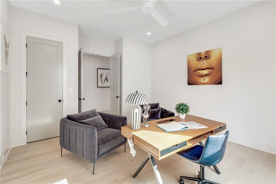 Furnished interior view inside a new home in , Atlanta (Image 12).