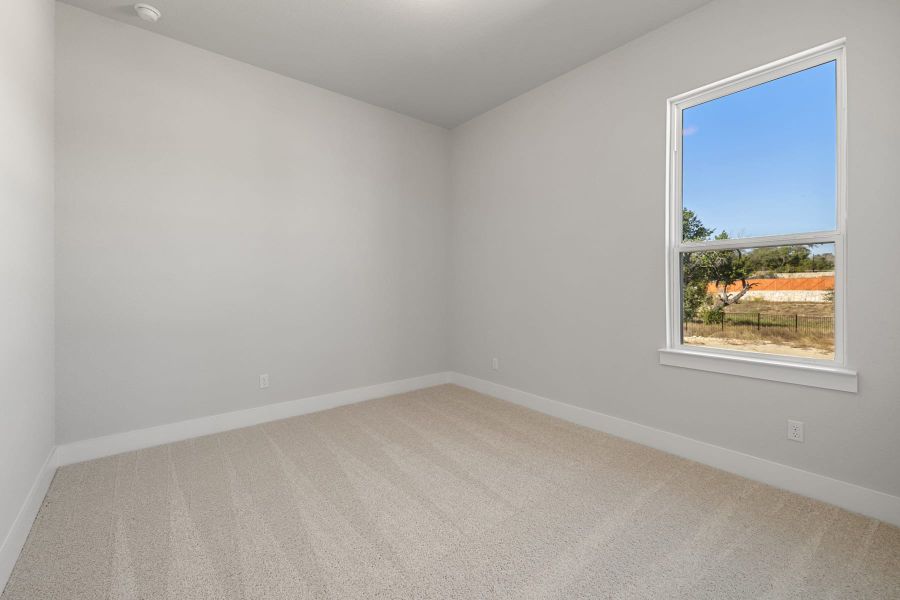 Spacious, unfurnished interior of a new home in Lariat, Liberty Hill (Image 41).