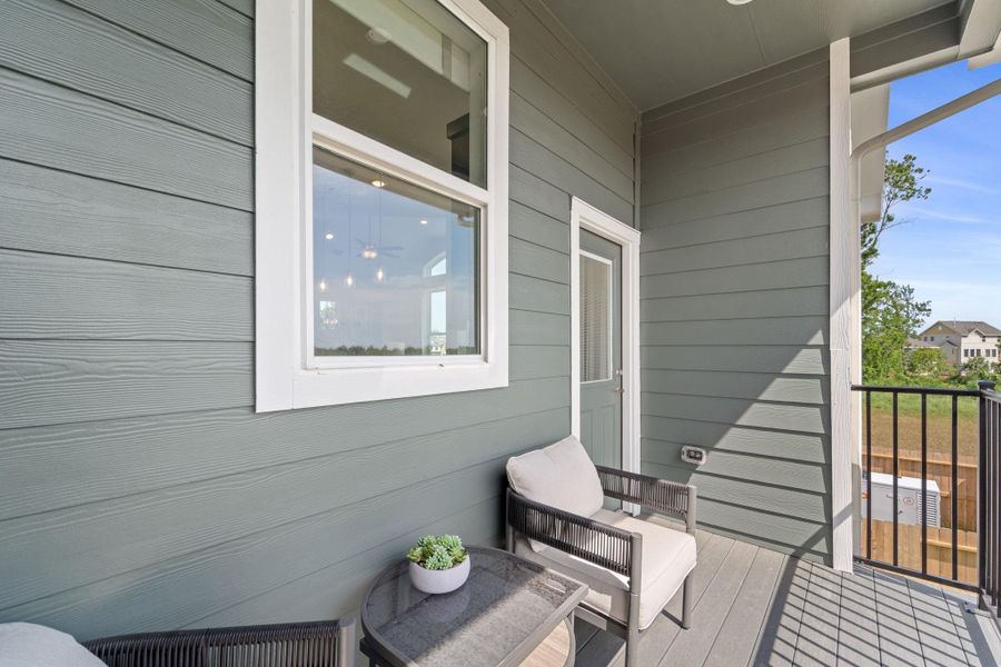 **Photos are representative of the floor plan and not of the actual home** **Photos are representative of the floor plan and not of the actual home**