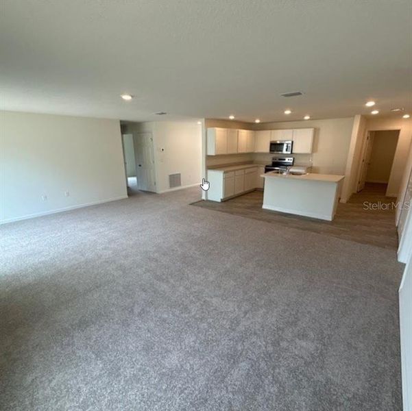 Spacious, unfurnished interior of a new home in Palm Coast: Value Collection, Palm Coast (Image 8).