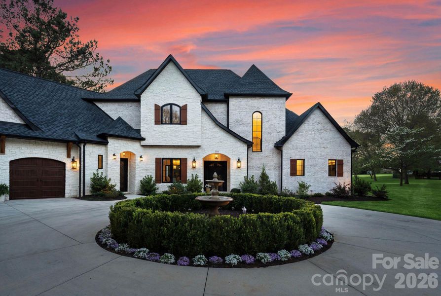Front exterior of a new home in , Mooresville, NC, highlighting curb appeal (Image 25). Front exterior of a new home in , Mooresville, NC, highlighting curb appeal (Image 25).