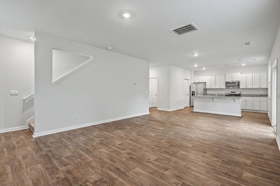 Spacious, unfurnished interior of a new home in , Moncks Corner (Image 14).