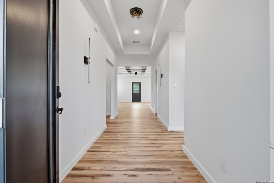 Spacious, unfurnished interior of a new home in , Spring Branch (Image 27).