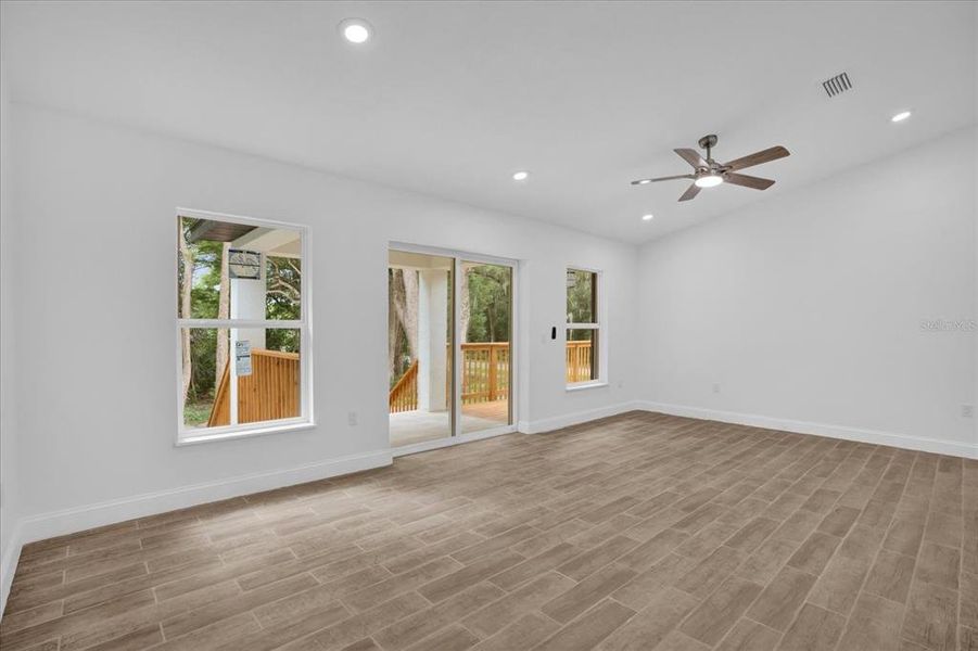 Spacious, unfurnished interior of a new home in , Orange City (Image 25). Spacious, unfurnished interior of a new home in , Orange City (Image 25).