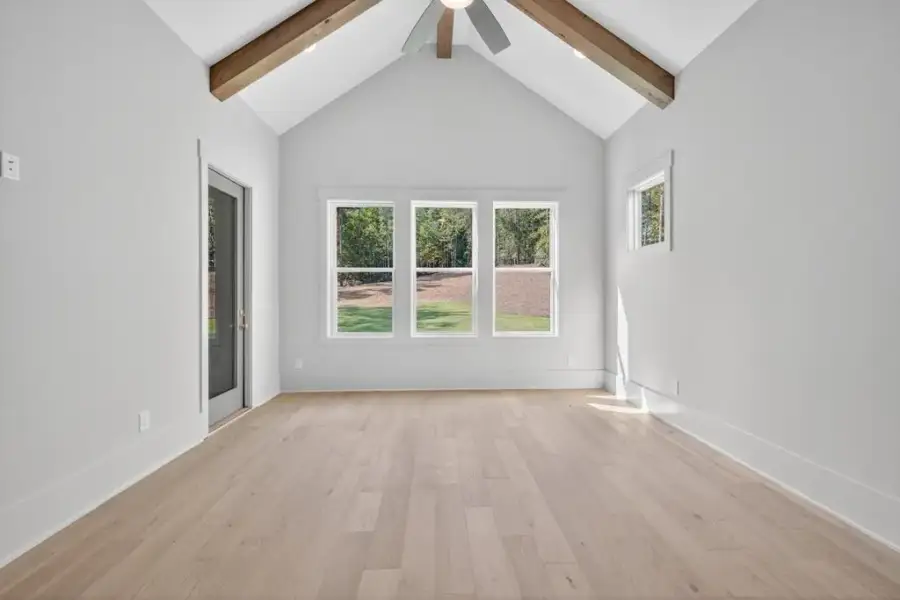 Spacious, unfurnished interior of a new home in The Manors, Jefferson (Image 22).