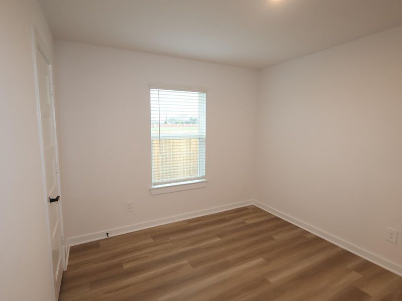 Spacious, unfurnished interior of a new home in Wildrye, Waller (Image 28).