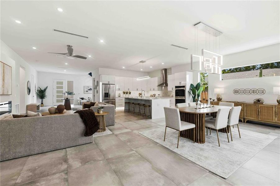 Furnished interior view inside a new home in , Sarasota (Image 37).