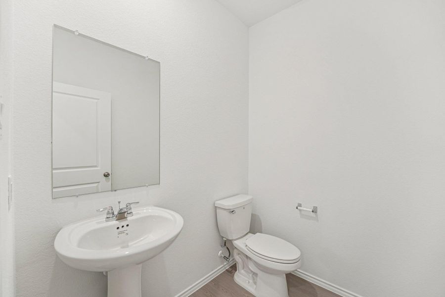 Furnished interior view inside a new home in Clayton Ranch, Copperas Cove (Image 10).